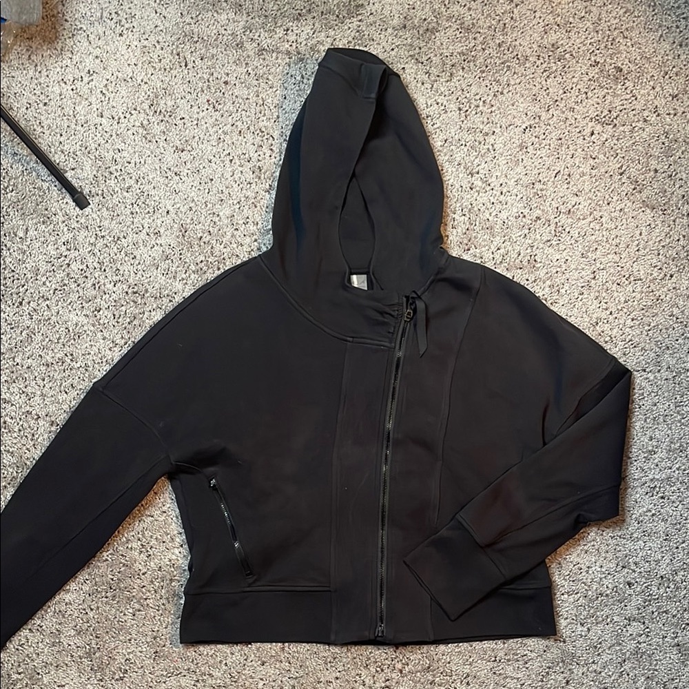 Calia By Carrie Underwood Woman’s Black Hooded Zip Up Cropped Jacket Size Medium